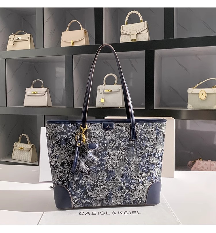 Bucket Bag Suede - Borsa tote ricamata di colore blu