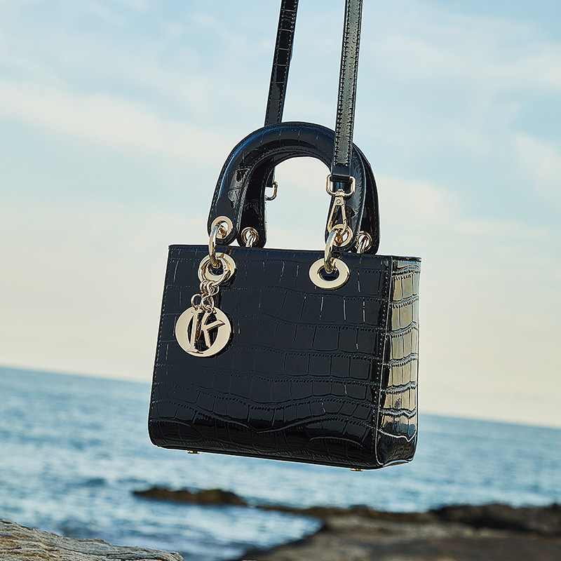 Borsa a Tracolla Mini di Lusso - Bucket Bag Suede recensione e prezzo