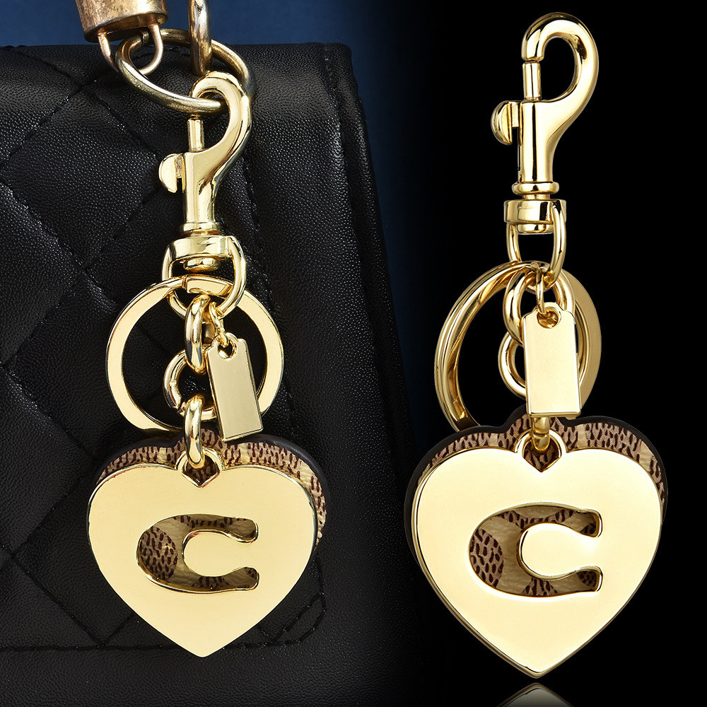 Ciondolo per Borsa a Cuore con - Luxury Bags With Silver Hardware recensione e prezzo