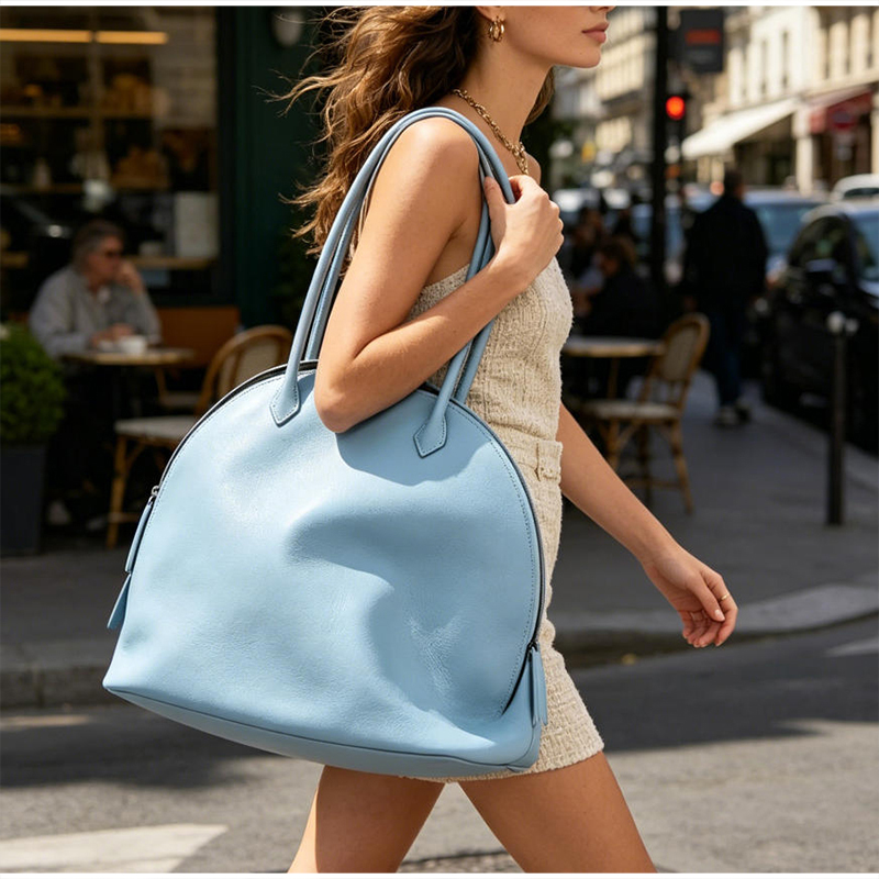 Borsa a Spalla di Lusso a Form - Luxury Bags Online recensione e prezzo