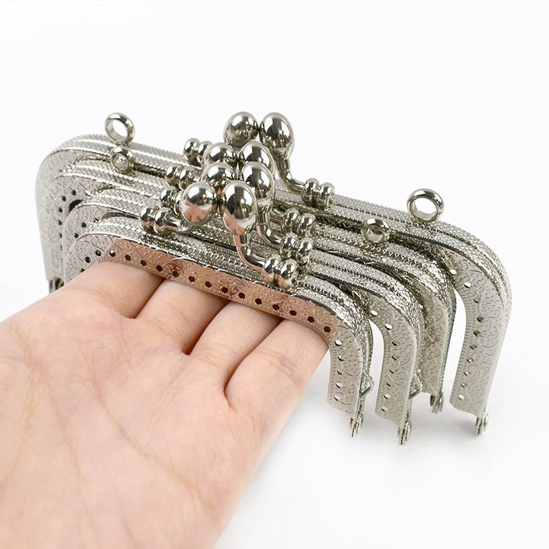 1/2/5 Pezzi 8,5-20 cm Chiusura - Luxury Bags With Silver Hardware recensione e prezzo