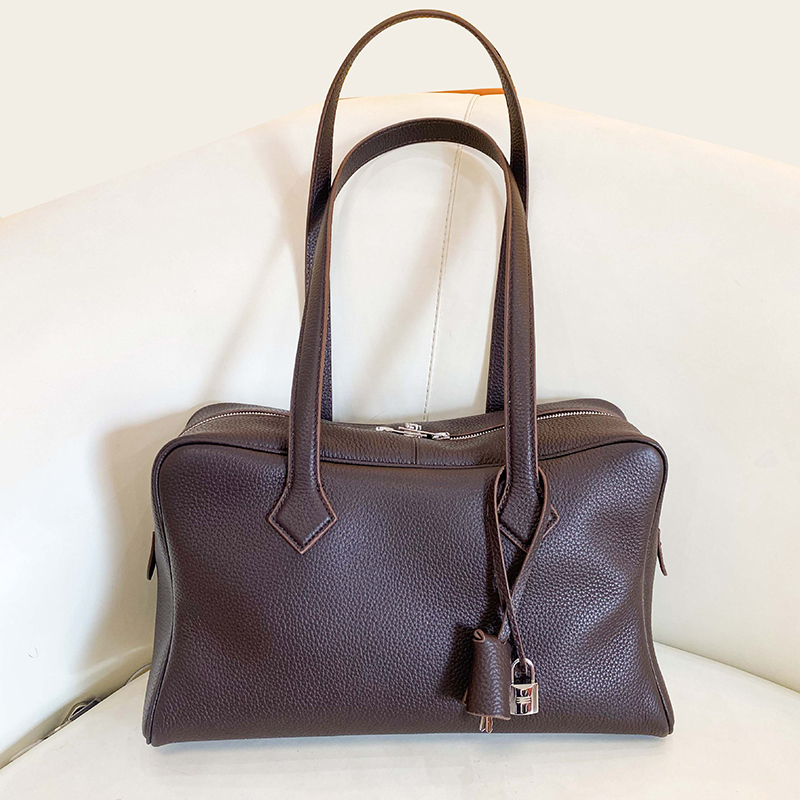 Borse da Donna di Lusso in Ver - Luxury Bags With Silver Hardware recensione e prezzo